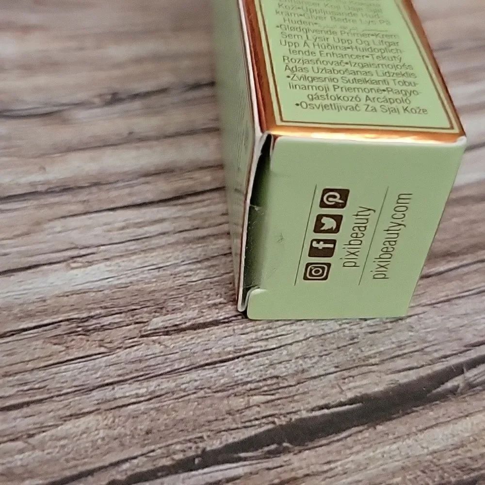 PIXI Radiance Perfector  - Picture 7 of 7